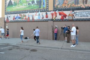 filming on location at murals 2015